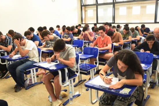 Concursos Conselhos Regionais: confira lista de 9 editais com inscrições abertas