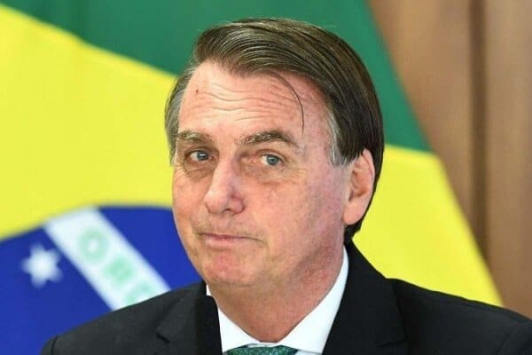 Bolsonaro confirma novo salário mínimo a partir de fevereiro