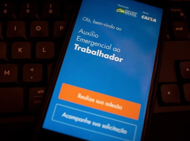 Saque do auxílio emergencial de R$ 600 em dinheiro será liberado a partir do dia 27