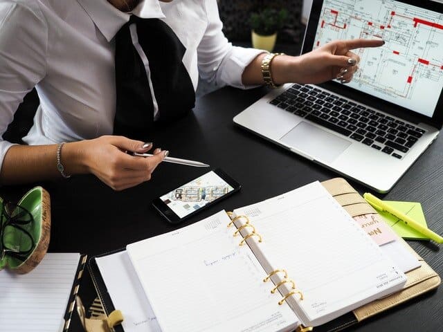 Administração e a Resiliência Estratégica pexels-energepiccom-313691