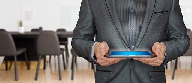 , fatores tecnológicos, tecnologia, empreendedorismo, empresa, Tecnologia na era das ideias: a otimização das empresas no mercado atual businessman-g7214b2ac8-640 , fatores tecnológicos, tecnologia, empreendedorismo, empresa, Tecnologia na era das ideias: a otimização das empresas no mercado atual businessman-g7214b2ac8-640