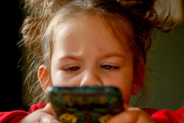 , MEC, GraphoGame, tecnologia na educação, aplicativo, educação, tecnologia, baby-girl-g992dab5a8_640 , MEC, GraphoGame, tecnologia na educação, aplicativo, educação, tecnologia,