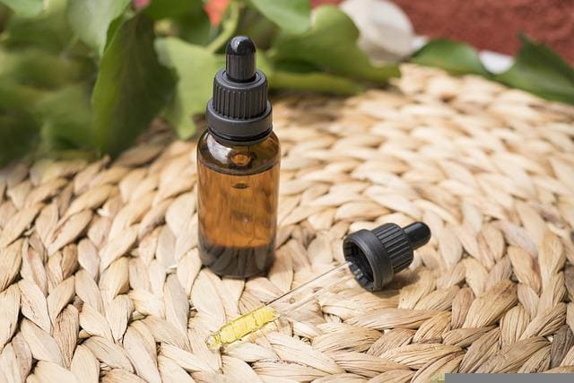 ,AGU,Anvisa ,manipulação de Cannabis,Advocacia-Geral da União, , Anvisa ,webinar ,revisão da norma de produtos,cannabis para fins medicinais, cbd-oil-ge816c132f_640 ,AGU,Anvisa ,manipulação de Cannabis,Advocacia-Geral da União, , Anvisa ,webinar ,revisão da norma de produtos,cannabis para fins medicinais,
