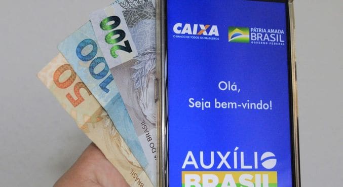 Auxílio Brasil Auxílio Brasil
