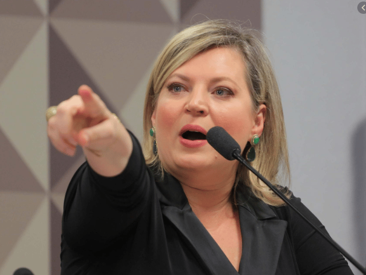 Parlamentares do PSL saem em defesa Moro