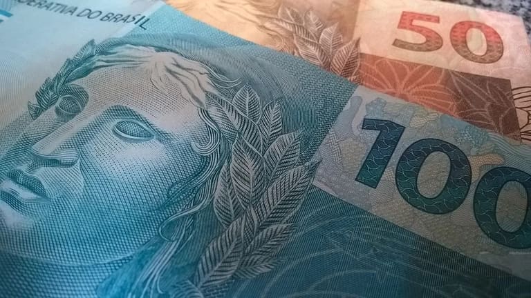 Auxílio emergencial 2021: Veja quem recebe neste domingo (25)