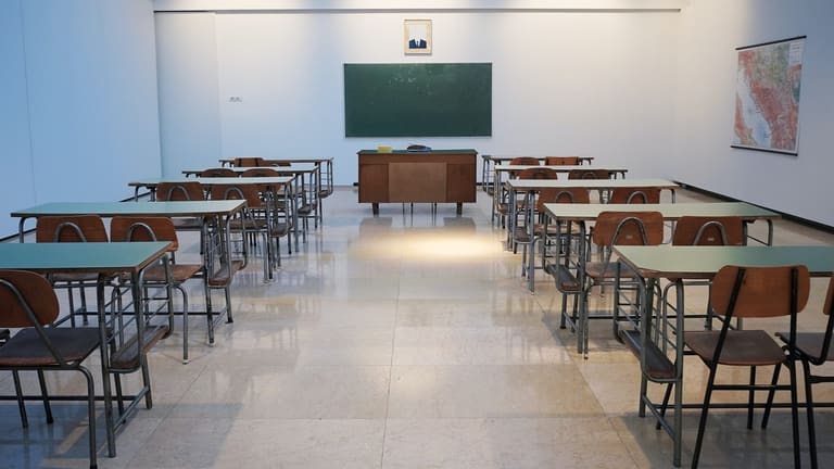 ivan-aleksic-PDRFeeDniCk-unsplash (3) Enem: adiamento pode atrasar ingresso de 3,5 milhões de pessoas no ensino privado