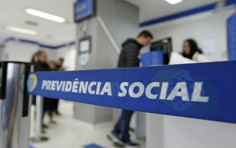 Segurados do INSS poderão ter reajuste no valor de benefício