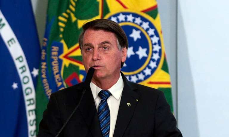 Pesquisa PoderData: Bolsonaro avança no Nordeste após início do Auxílio Brasil