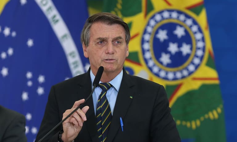 Auxílio Brasil: MP assinada por Bolsonaro não muda nenhuma regra
