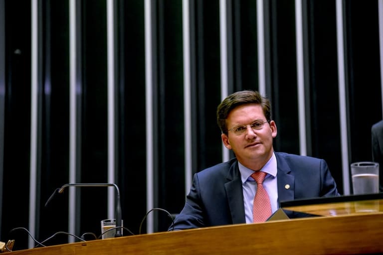 Auxílio Brasil: ministro culpa Congresso por não pagamento do retroativo