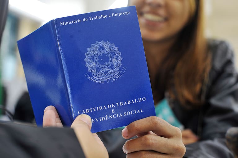 empresa contrata