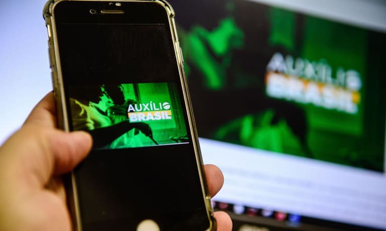 Auxílio Brasil de R$400: Governo conclui os pagamentos do mês de fevereiro