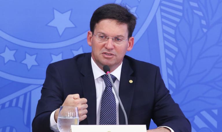 Auxílio Brasil: Ministério alega que processo de seleção é automático