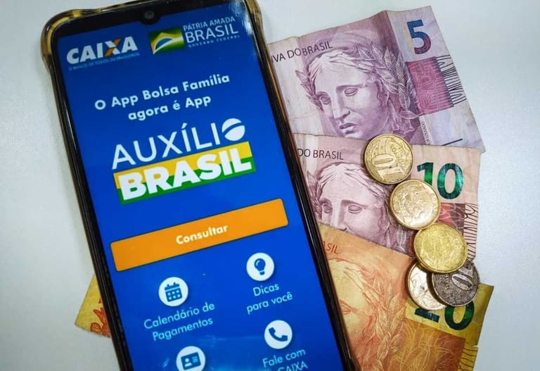 Auxílio Brasil
