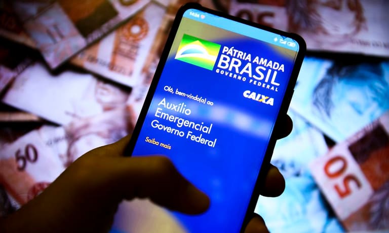 Auxílio Emergencial: 500 mil pessoas ainda receberão pagamento
