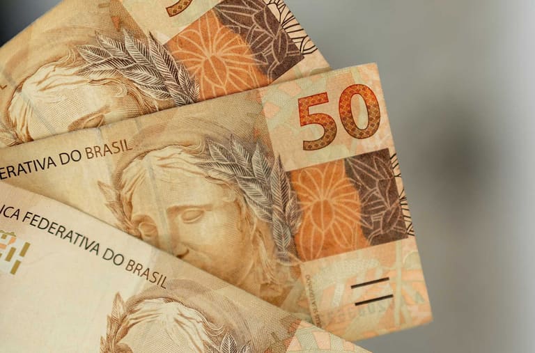 GRANDE ALERTA para quem tem a esta nota de R$ 50 na carteira GRANDE ALERTA para quem tem a esta nota de R$ 50 na carteira