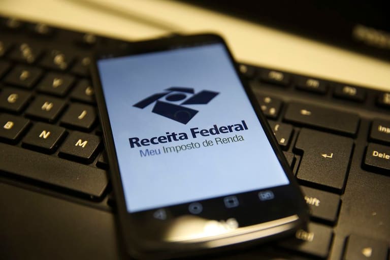 Receita Federal Imposto de Renda: Veja quem deve receber o 3º lote da restituição