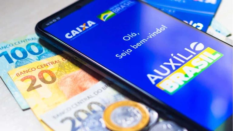 RETROATIVO do AUXÍLIO BRASIL: posso receber NESTE mês de AGOSTO?