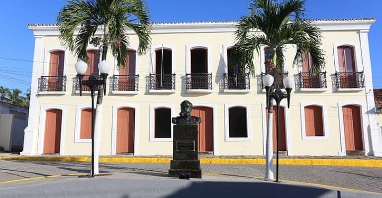 Marechal Deodoro (AL) abre concurso com 326 vagas e salários até R$ 4,6 mil
