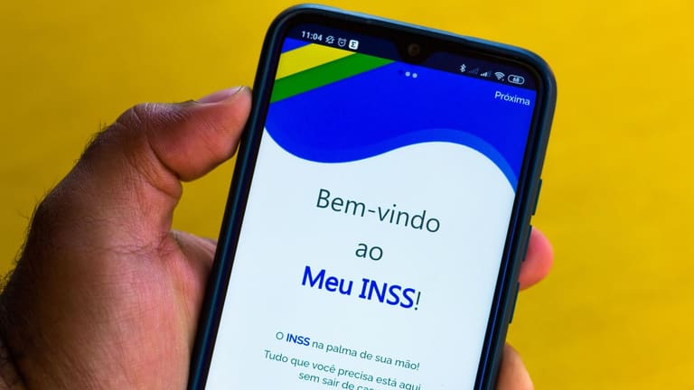 Auxílio-doença pode ser pedido por telefone: VEJA COMO