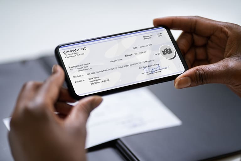 chequecaucao O que é cheque caução? Entenda para que serve
