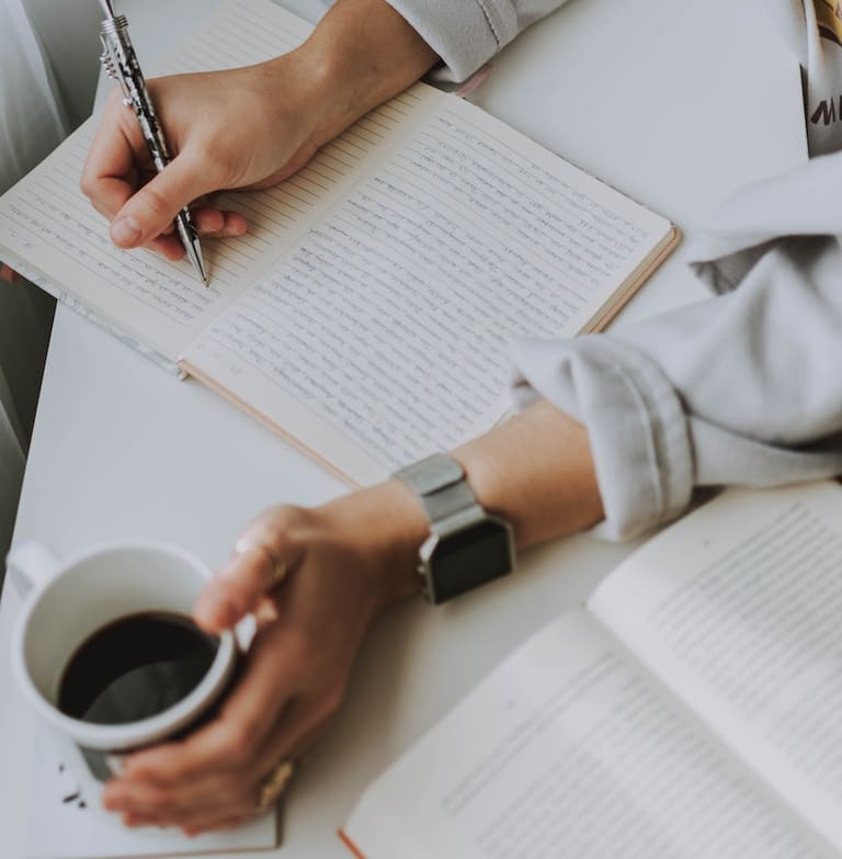 Oportunidade GRATUITA: curso de Auxiliar Administrativo online