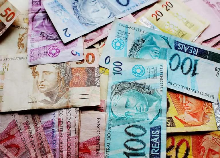 notas carteira EXCELENTE NOTÍCIA para quem tem as notas de R$1, R$5, R$10 e R$50 na carteira