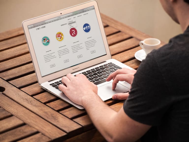Curso de Publicidade e Consumo On-line