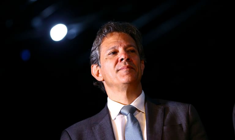 Haddad fecha acordo com Shein e choca brasileiros de todo o país Haddad fecha acordo com Shein e choca brasileiros de todo o país