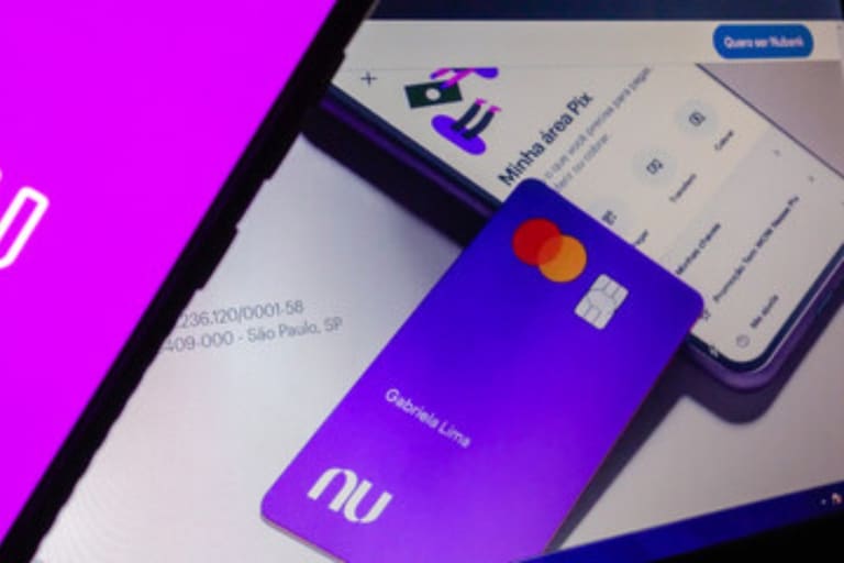 BLOQUEIO do cartão Nubank pega brasileiros de surpresa e você pode ser afetado BLOQUEIO do cartão Nubank pega brasileiros de surpresa e você pode ser afetado