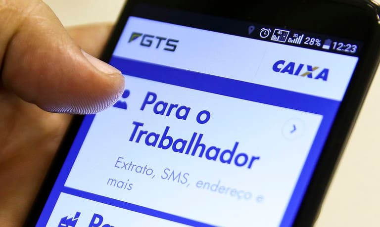 SAQUE DO FGTS acaba de fica disponível e lista de quem vai receber foi revelada