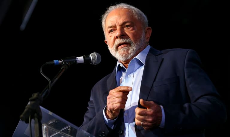 TRISTE NOTÍCIA: Governo LULA AUMENTA impostos federais e estes brasileiros serão prejudicados TRISTE NOTÍCIA: Governo LULA AUMENTA impostos federais e estes brasileiros serão prejudicados