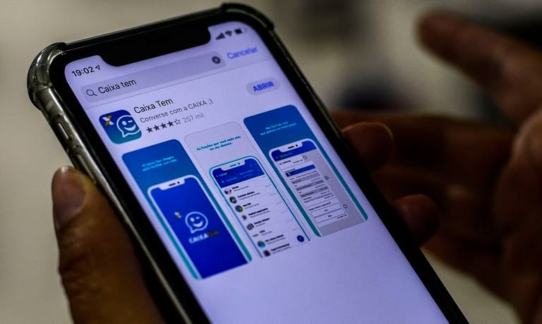Caixa Tem surpreende e anuncia pagamentos entre R$ 700 e R$ 1 mil para JULHO Caixa Tem surpreende e anuncia pagamentos entre R$ 700 e R$ 1 mil para JULHO