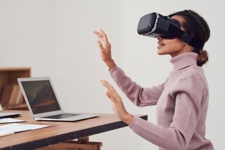 Como a realidade virtual pode transformar o envolvimento com o cliente de sua empresa?