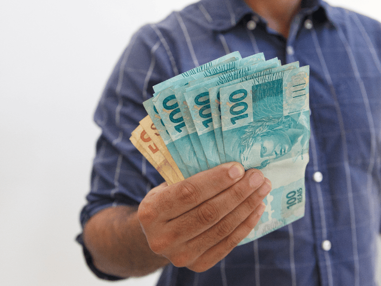 Regra de Proteção é vista como um ALÍVIO para ESTES beneficiários do Bolsa Família