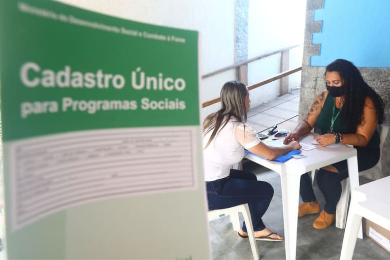 FORMA de se inscrever no CADÚNICO é revelada e deixa cidadãos EM CHOQUE