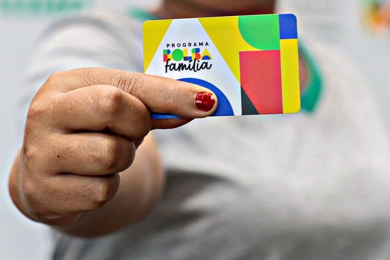 Cartão Bolsa Família: como solicitar o novo cartão do programa? Aprenda agora Cartão Bolsa Família: como solicitar o novo cartão do programa? Aprenda agora