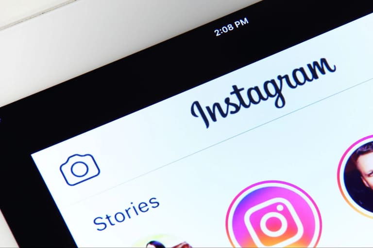 Instagram permite que criadores compartilhem comentários nos Stories