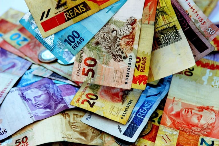 Nove em cada dez reajustes salariais SUPERAM inflação em julho Nove em cada dez reajustes salariais SUPERAM inflação em julho
