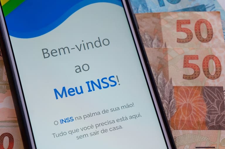 INSS Aumento de 25% na aposentadoria do INSS: veja quem recebe o valor adicional