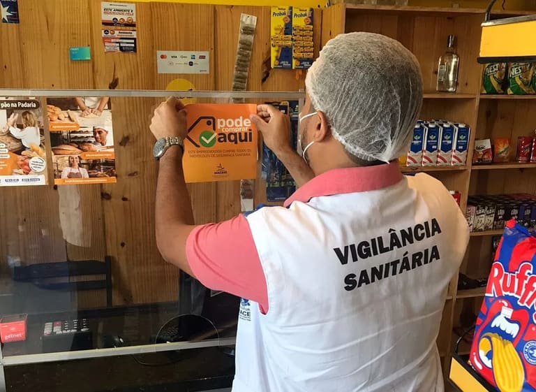 Distribuidora FECHADA e 5 TONELADAS de Alimentos confiscados