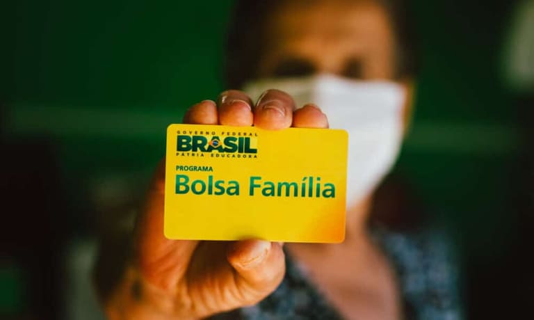 Bolsa Família: NOVOS dados surpreendentes são divulgados