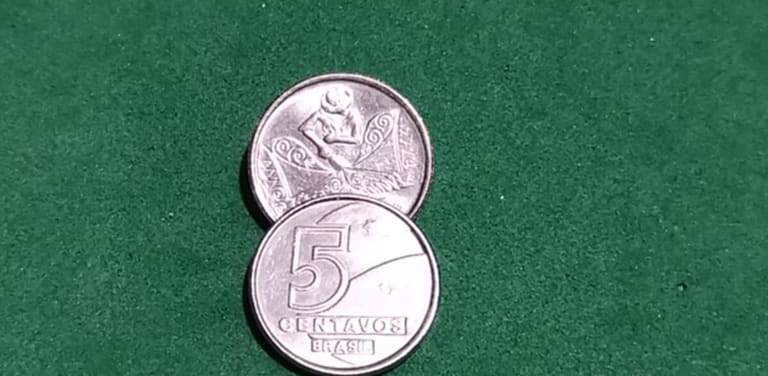 moeda antiga de 5 centavos