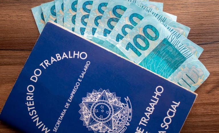 Aumento do Salário Mínimo: Governo anuncia mudanças impactantes para o próximo ano
