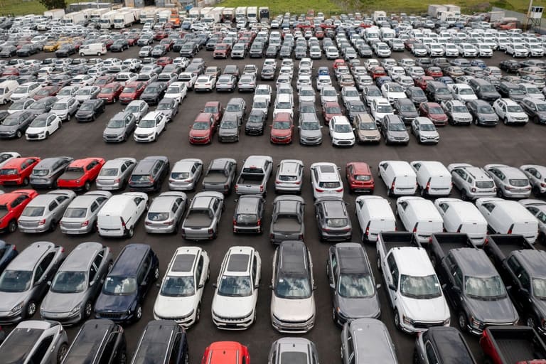 licenciamento RS 2024-2 Atenção, motorista! Licenciamento no RS 2024: veja calendários e datas