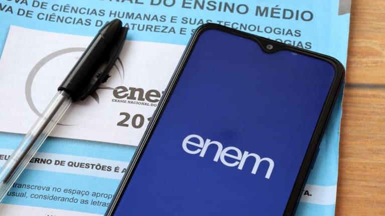 Correção ENEM