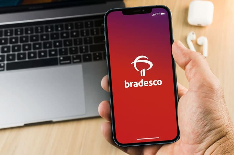 ALERTA GERAL: Novo golpe envolve assistente virtual do Bradesco; confira