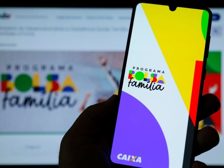 Bolsa Família registra valor recorde e MILHÕES de famílias são beneficiadas; Veja os números