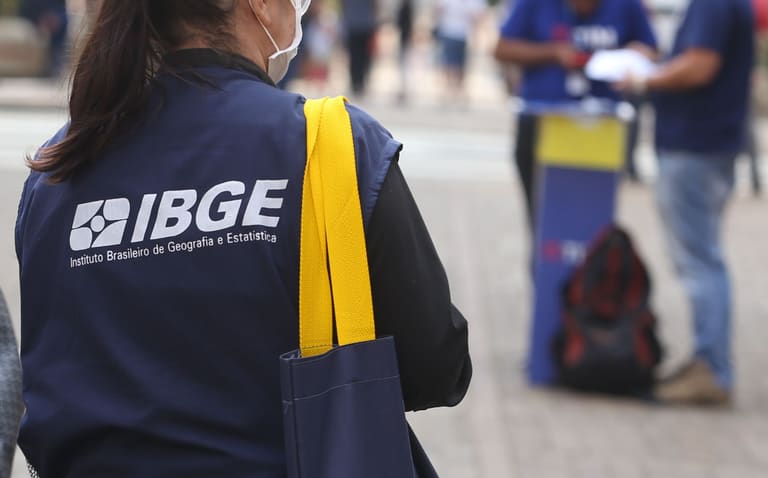 SAIU edital do concurso IBGE para efetivos: 895 vagas e iniciais até R$ 10,8 mil SAIU edital do concurso IBGE para efetivos: 895 vagas e iniciais até R$ 10,8 mil